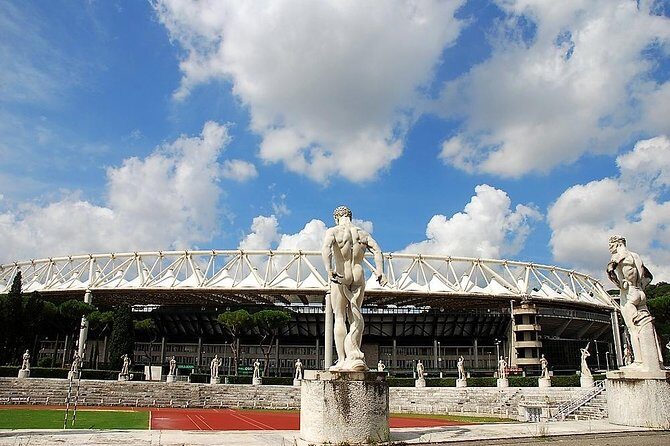 VIP Tickets and Seats to AS ROMA game with Gourmet Buffet and Open Bar - Who Is This Experience Best For?