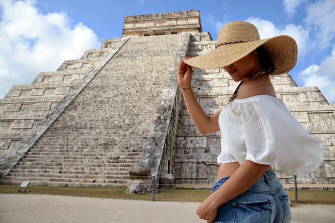 VIP tour to Chichén Itza, Hubiku & Ik Kil. Lunch and transportation included - Key Points