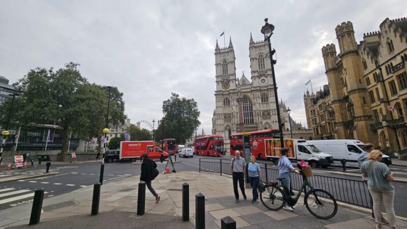 VIP Westminster Abbey & Upper Gallery and Buckingham Palace - Complete Review of the VIP Westminster Abbey & Upper Gallery and Buckingham Palace Tour