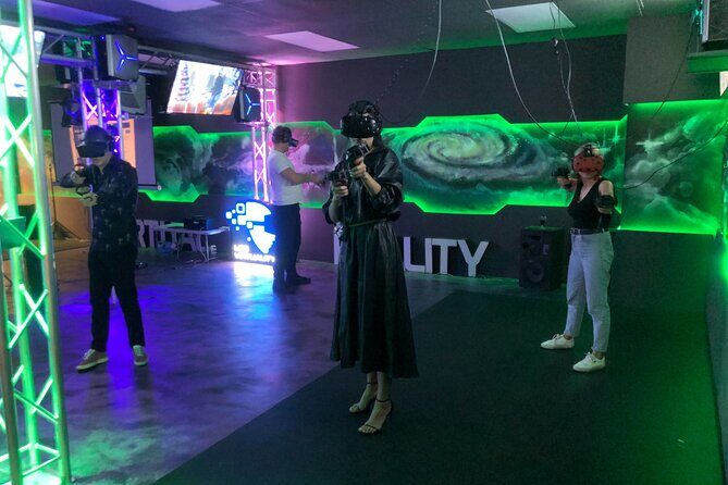 Virtual Reality (VR) Experience in Los Angeles - Key Points