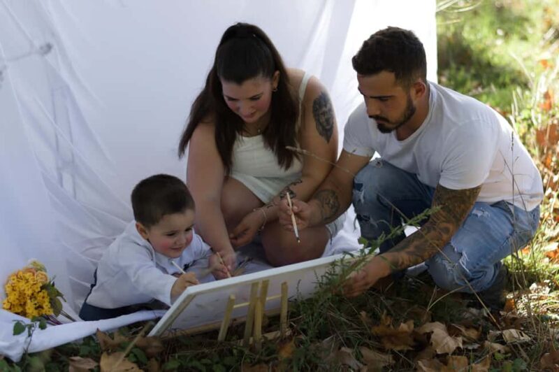 Viseu District: Romantic or Family Photoshoot Experience - An In-Depth Look at the Viseu District Photoshoot & Painting Experience