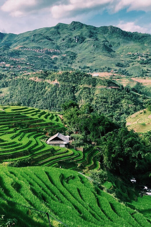 Visit all place in Sapa by car (Start from Ha Noi by bus) - An In-Depth Look at the Sapa Tour Experience