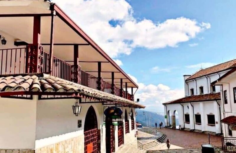 VISIT AND TOUR OF MONSERRATE WITH GASTRONOMIC DISHES IN THE CATHEDRAL.... - Exploring Monserrate: A Cultural and Gastronomic Adventure in Bogota