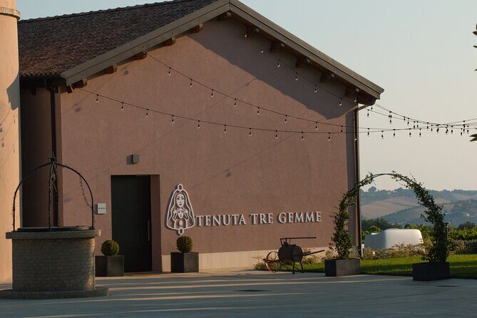 Visit and wine tasting 30 minutes from Pescara - Key Points
