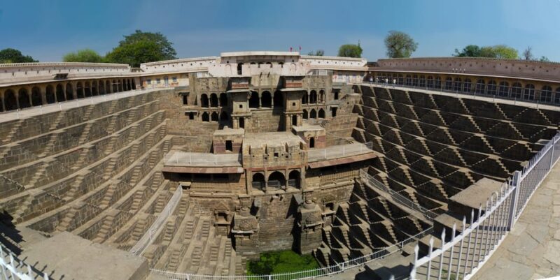 Visit Chand Baori, Fatehpur Sikri with Agra Drop from Jaipur - FAQ
