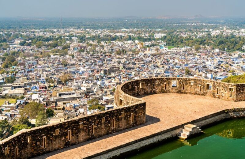 Visit Chittorgarh Fort with Pushkar Drop from Udaipur. - Key Points