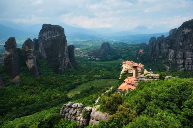 Visit Delphi & Meteora Monasteries Full Day Private Trip - A Deep Dive into the Experience