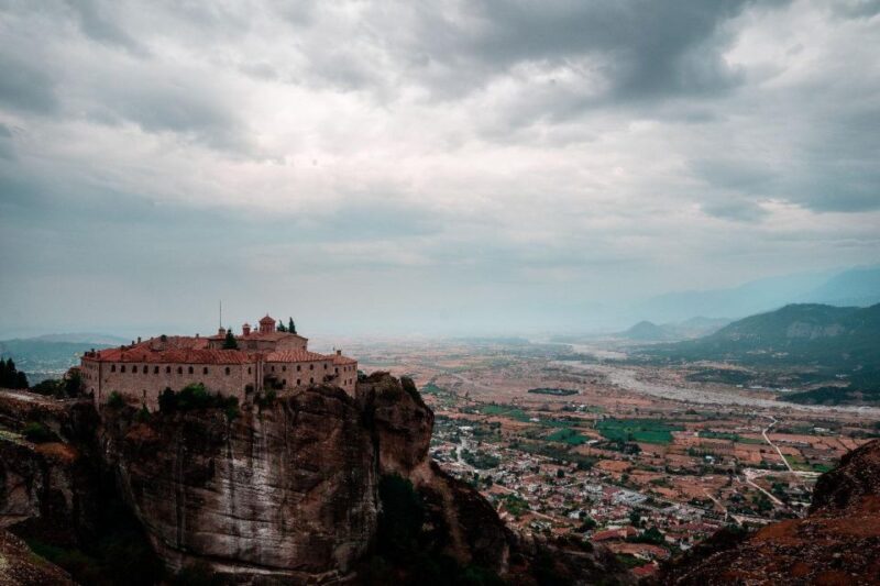 Visit Delphi & Meteora Monasteries Full Day Private Trip - FAQs