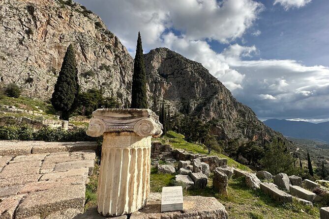 Visit Delphi & Meteora Monasteries Luxury Private Tour FromAthens - Who Is This Tour Best For?