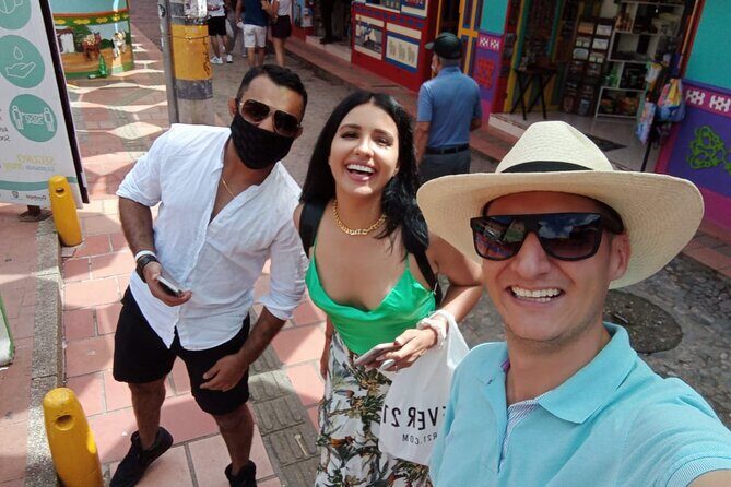 Visit Guatapé, El Peñol, El Retiro & Tekendamita Waterfall - FAQ