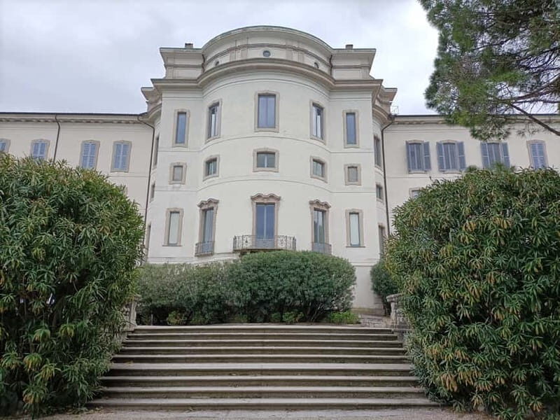 Visit Isole Borromee: Hop-on Hop-off Tour to Isola Bella - The Sum Up