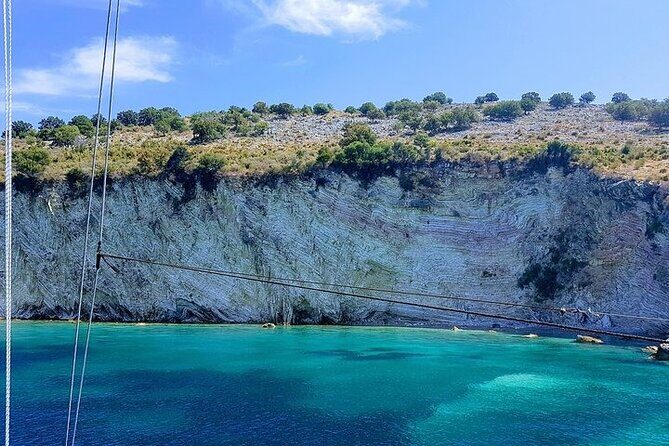 Visit Kroreza Beach by Boat - FAQ