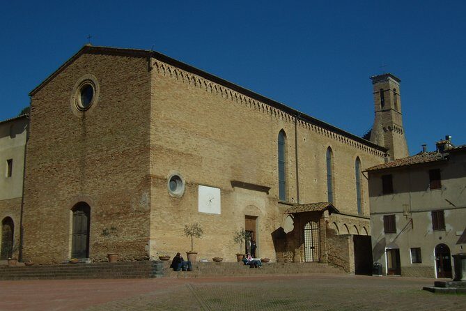 Visit of San Gimignano with local expert guide - A Closer Look at the Tour Experience