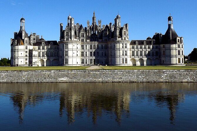 Visit of the Loire Valley Castles in one day from Paris - FAQs