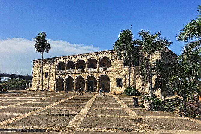Visit Santo Domingo Tour with Lunch and Transportation Included - Key Points