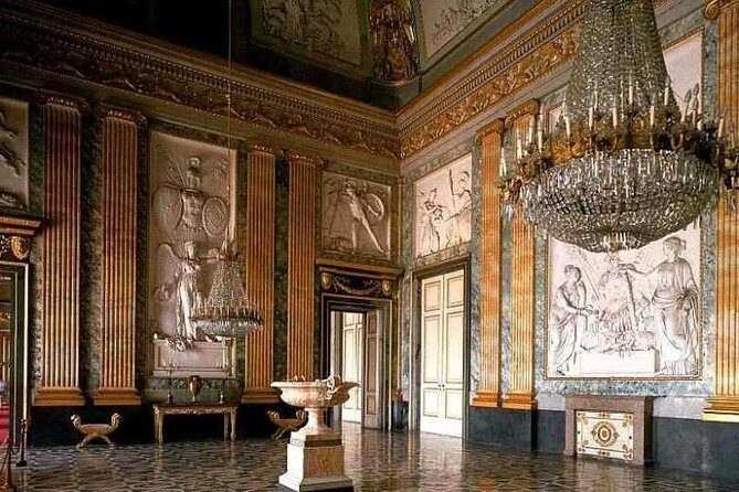 Visit the Caserta Royal Palace - Discovering the Royal Palace of Caserta: An Elegant Day in Italy
