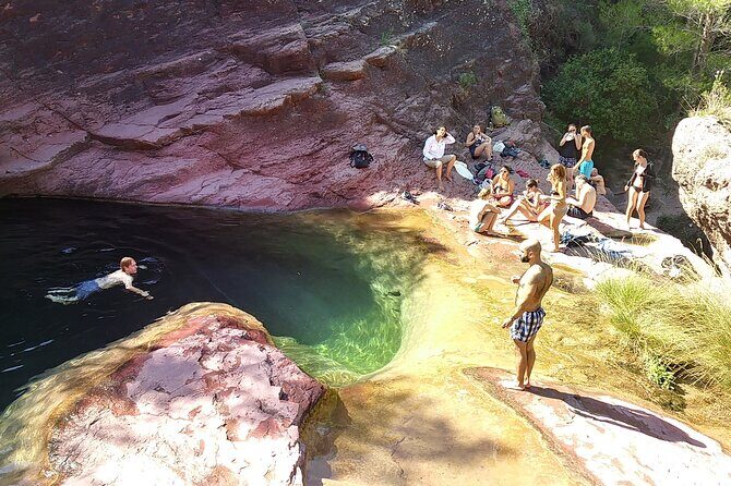 Visit the Deepest Natural Pool in Valencia - el Pozo Negro - A Genuine Exploration of Valencia’s Natural Beauty