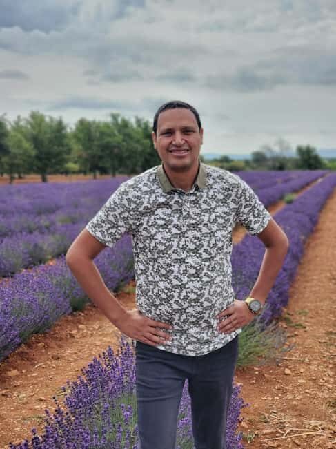 Visit the lavender fields, the Verdon Gorge, and Moustiers from Aix - Exploring the Magic of Provence in One Day