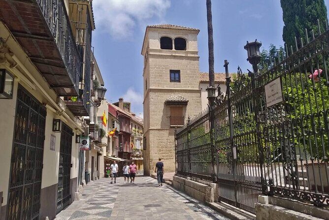 Visit the Picasso Museum with an Accredited Guide - Key Points
