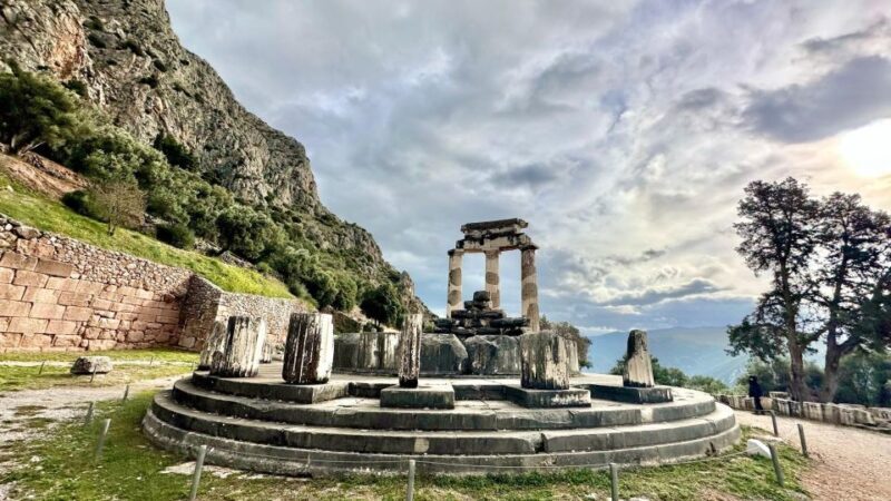 Visit Thermopylae & Delphi Navel of Earth Private Tour 8H - Exploring Central Greece: Thermopylae & Delphi in a Private 8-Hour Tour