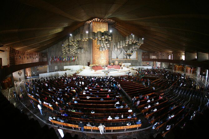 Visit To The Guadalupe Sanctuary From Mexico City - Exploring the Basilica de Guadalupe from Mexico City
