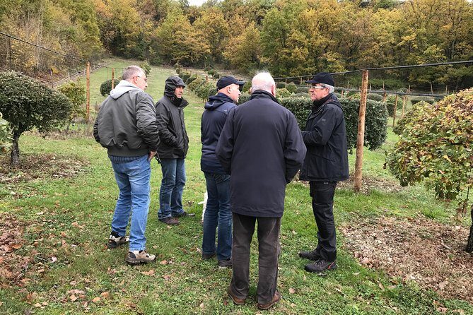 Visit truffle fields and hunt with a dog in all seasons. - FAQ