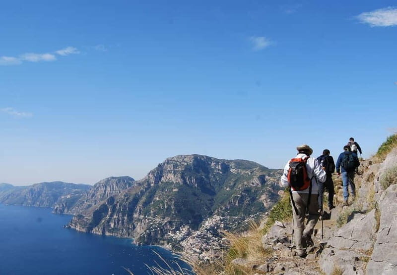 Visit Vesuvius Bus + tickets skip the line - Who Will Love This Experience
