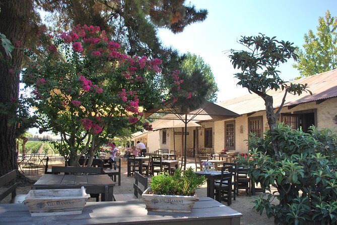 Viu Manent and Montes Winery, Colchagua Valley from semi-private - FAQ