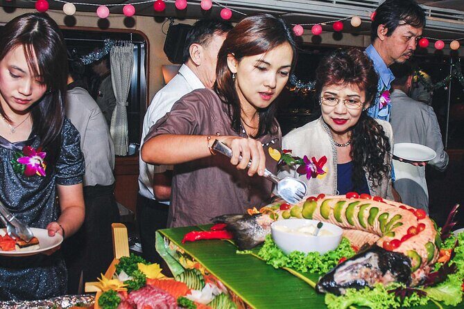 VIVA Alangka River Cruise: Dining & Cabaret Delight - Key Points