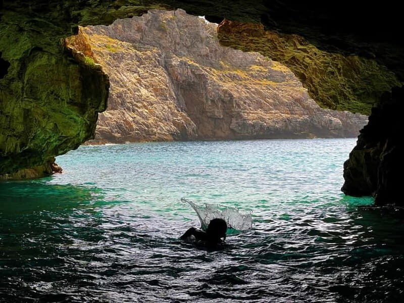 Vlore: Grama Bay & Karaburun Caves 8-Hour Speedboat Tour - Vlore: Grama Bay & Karaburun Caves 8-Hour Speedboat Tour