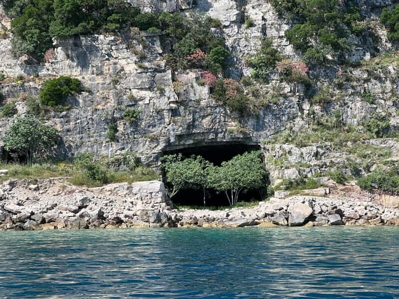 Vlore: Private Speedboat Tour to Sazan-Karaburun Marine Park - Key Points
