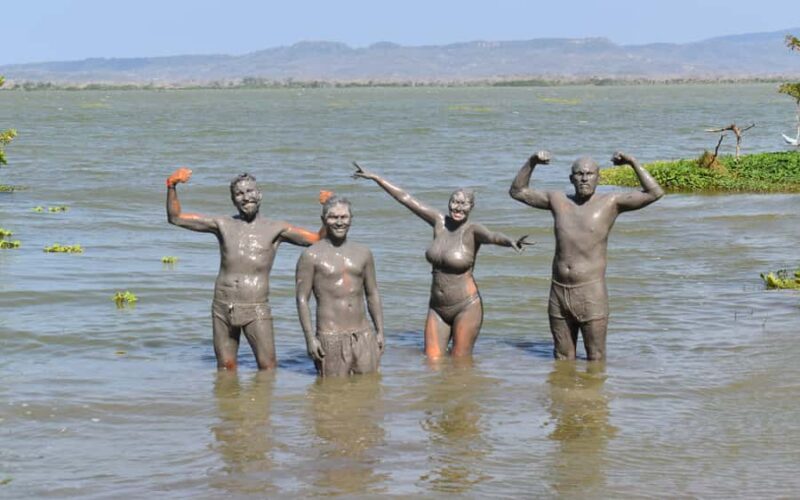 Volcan del Totumo + Playa + Piscina - Return Journey and Final Stop