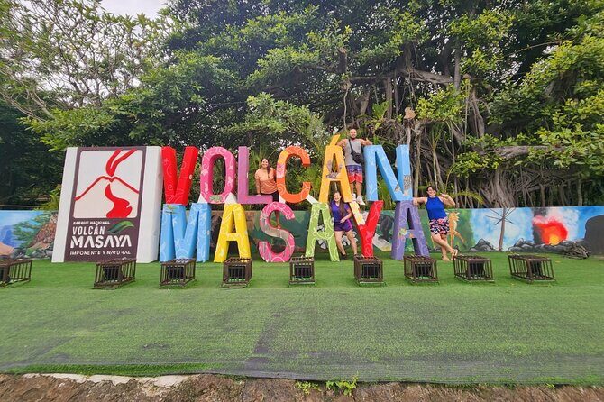 Volcán Másaya Caminata por Cerro Comalito & Laguna de Apoyo - Key Points