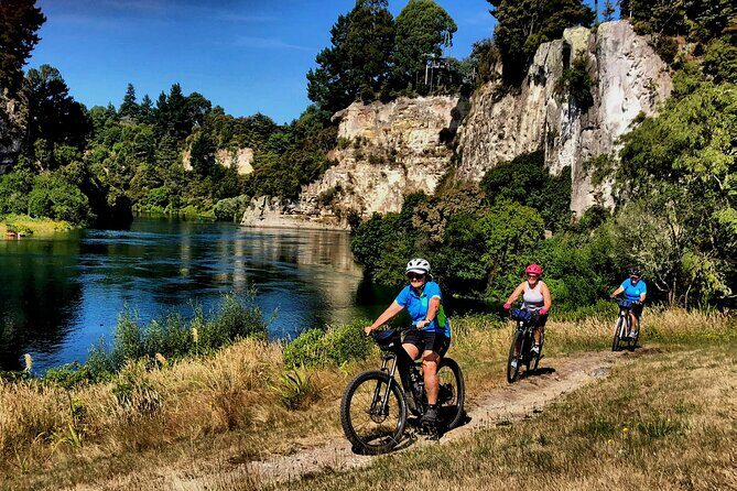Volcanic Rotorua Day Trip from Auckland - Authentic Experiences and Authentic Guides