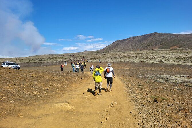 Volcano Eruption Site Hike Including Pickup from Reykjavik - An In-Depth Look at the Reykjavik Volcano Eruption Site Hike