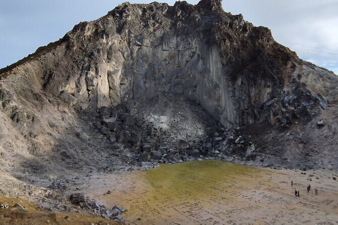 Volcano Tour Mount Sibayak Medan-Berastagi-Bukit lawang - An In-Depth Look at the Mount Sibayak Volcano Tour