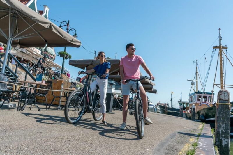 Volendam: E-Bike Rental including Highlights-Routes - The Practicality of E-Biking in North Holland