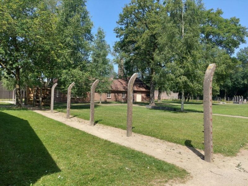 Vught: Small Group Tour of the WWII National Memorial Camp - Key Points