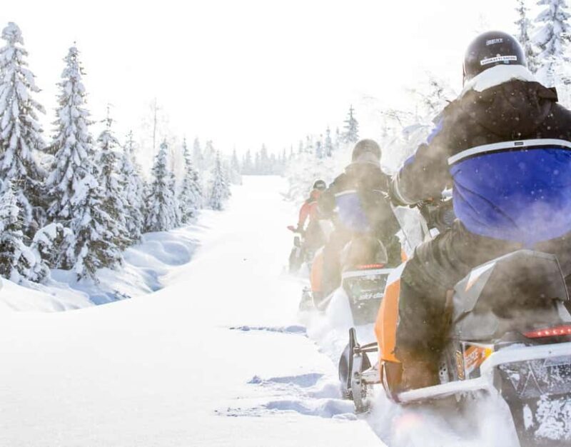 Vuokatti: Snowmobile Safari with Snacks and Hot Drinks - FAQ