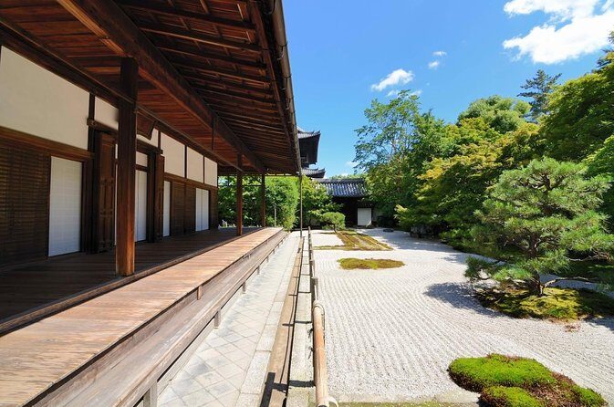 [W/Lunch] Kyoto Highlights Bike Tour with UNESCO Zen Temples - Key Points