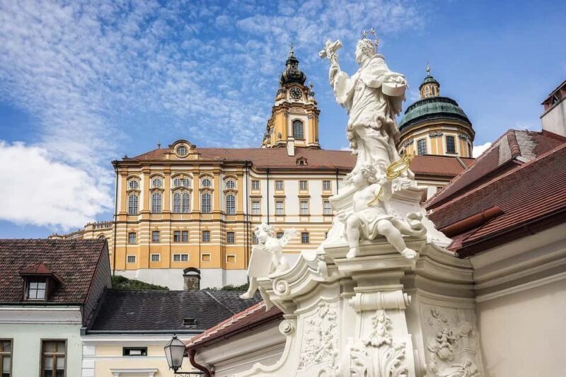 Wachau, Melk Abbey, Salzburg (Sound of Music) and boat trip! - Key Points