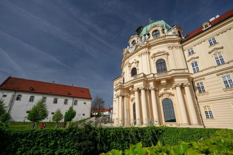 Wachau Valley: 3 Castles & Wine Private Guided Day Tour - A Deep Dive into the Wachau Valley Private Tour