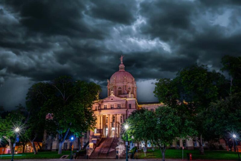 Waco Ghost Tour: Wild Whispers of the Wicked - Waco Ghost Tour: Wild Whispers of the Wicked