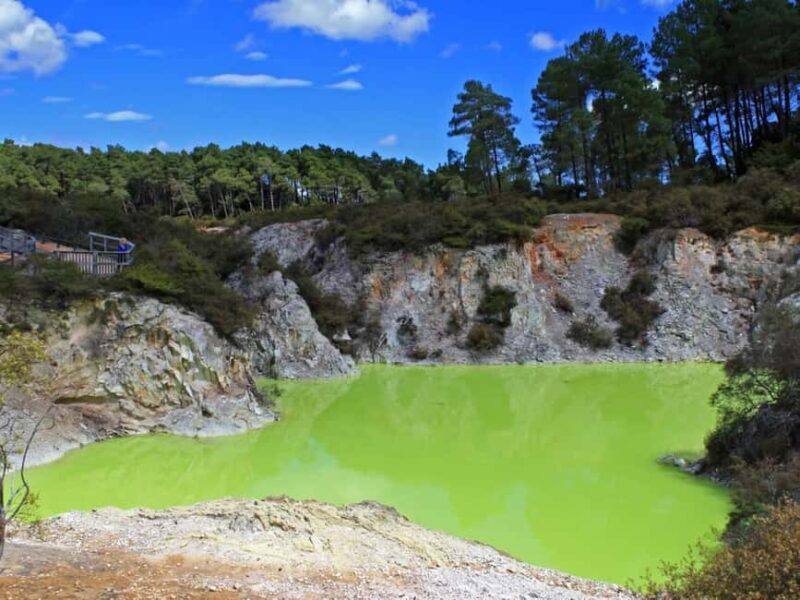 WAI-O-TAPU & HUKA FALLS RC - PRIVATE DAY TOUR FROM AUCKLAND - In-Depth Review of the WAI-O-TAPU & HUKA FALLS Private Tour