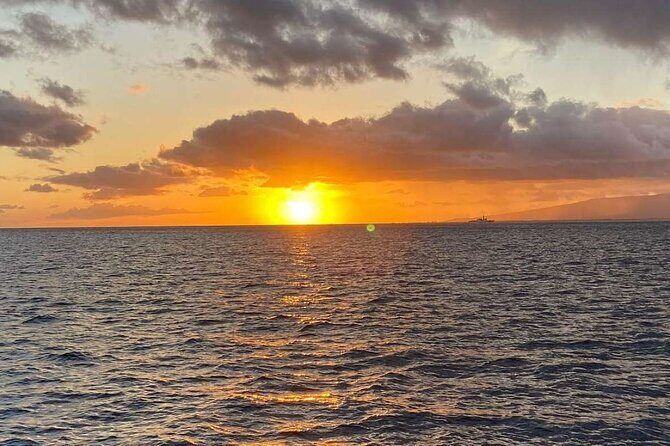 Waikiki Friday Fireworks Boat Cruise - FAQs