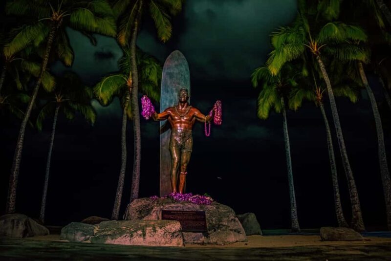 Waikiki Ghosts Boos and Booze Haunted Pub Crawl - Introduction: Discover the Haunted Heart of Waikiki