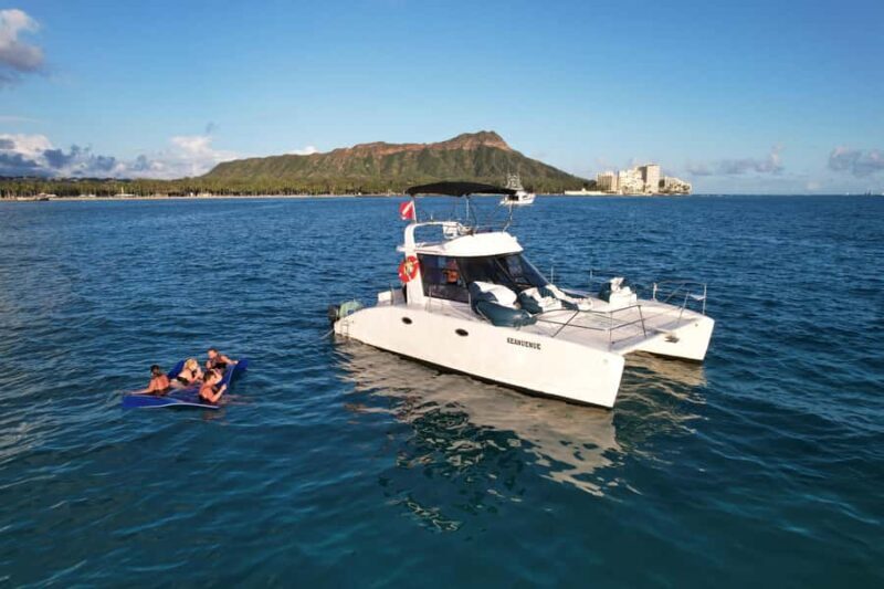 Waikiki: Sea Turtle Snorkeling Boat Tour (6 People Max) - Key Points
