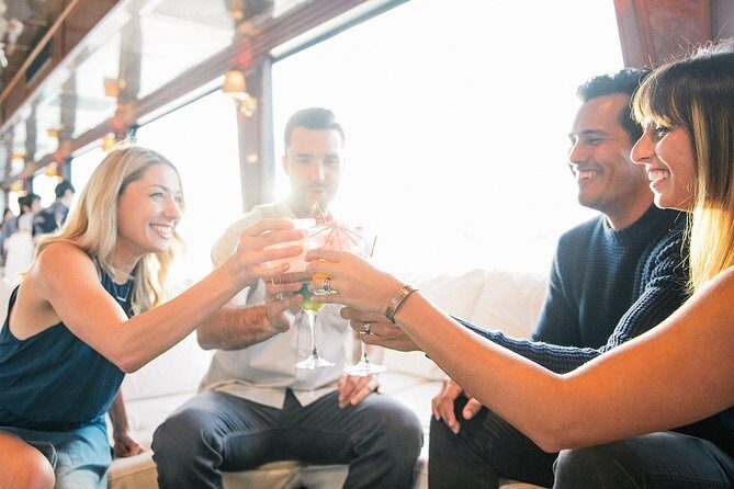 Waikiki Sunset Cocktail Cruise aboard the Majestic by Atlantis - A Deep Dive into the Waikiki Sunset Cocktail Cruise