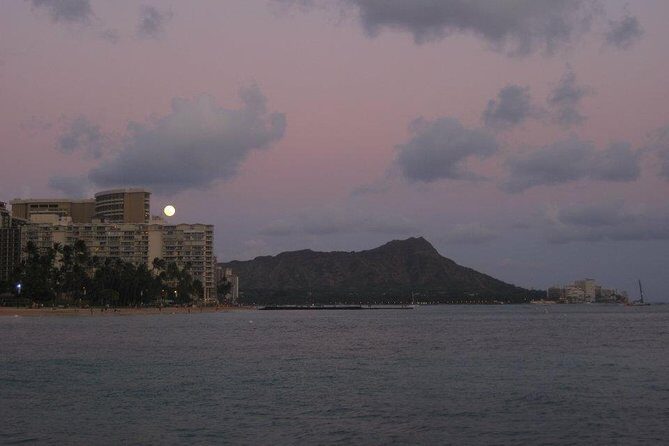 Waikiki Sunset Cocktail Cruise Including Drinks and Appetizers - References