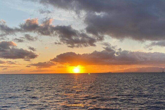 Waikiki to Diamondhead: Sunset BYOB Cruise - An In-Depth Review of the Waikiki to Diamond Head Sunset BYOB Cruise